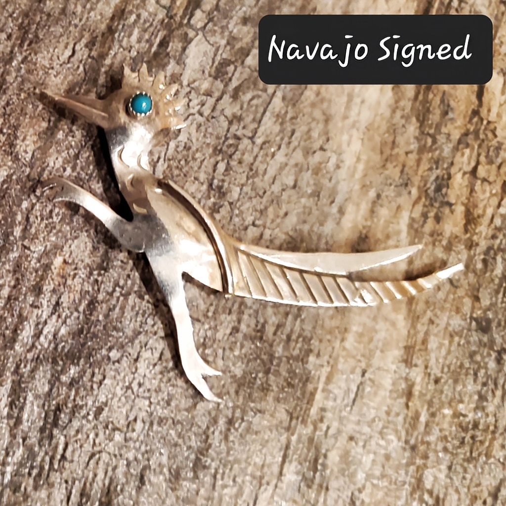 Vintage Native American Signed Navajo Brooch 75$